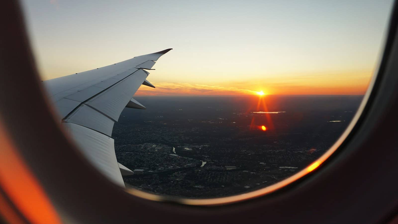 Voos longos: trombose, jet lag e enjoo